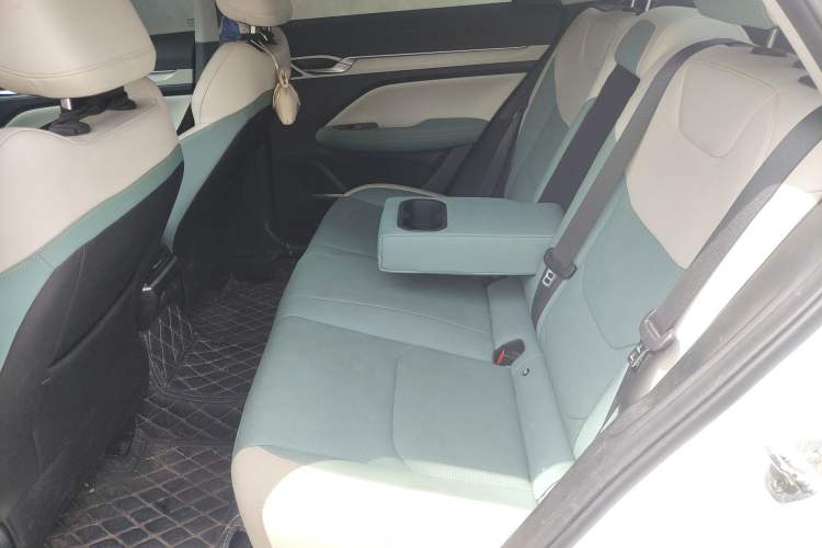 Used Geely Auto Emgrand L HiP 2022 1.5TD-DHT Pro 100KM Super Rui Left Rear Seat