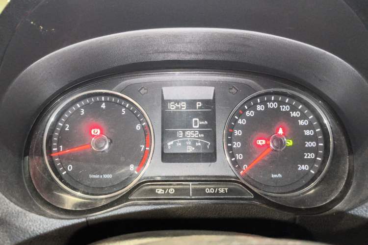 Used Volkswagen Polo 2014 1.6L Automatic Comfort Edition