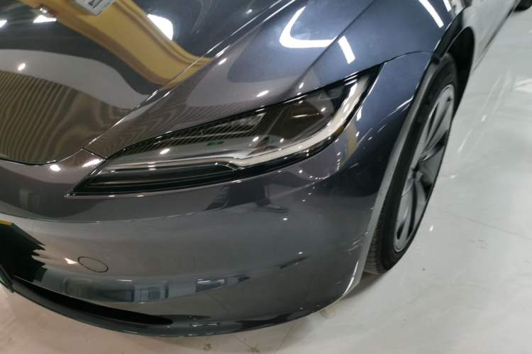 Used Tesla Model 3 2023 Rear-Wheel-Drive Version
