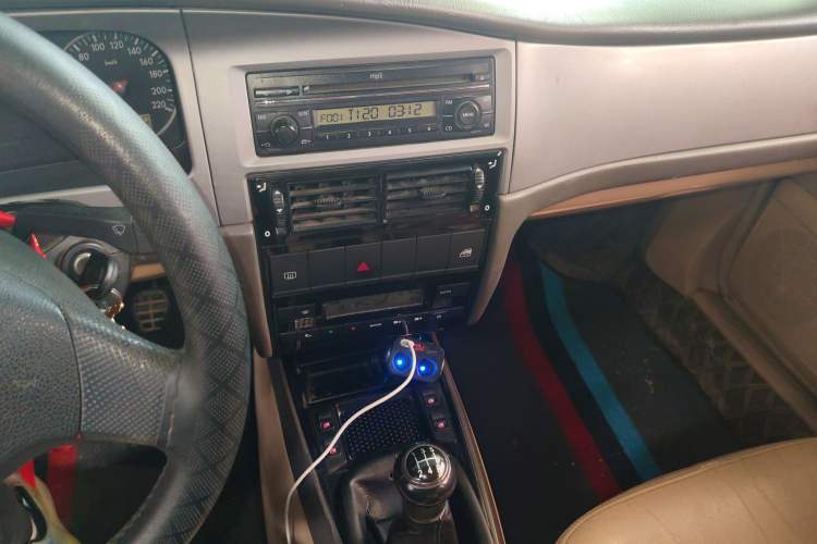 Used Volkswagen Santana Vista 2008 1.8L Manual Comfort Edition Audio And AC Panel