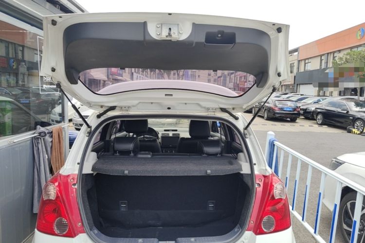 Used Suzuki Swift 2014 1.5L Automatic Fashion Edition
