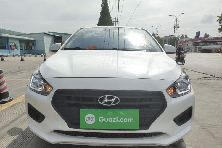 Used Hyundai Verna (older generation) 2017 1.4L Manual Refreshed Version China VI Standard
