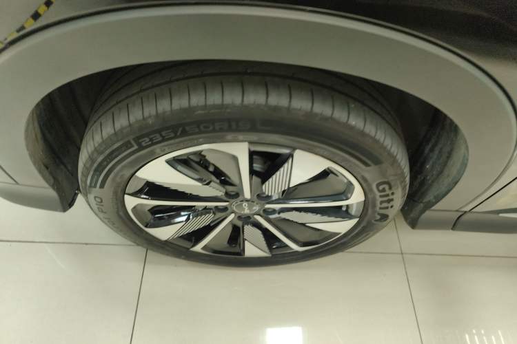 Used BYD Song PLUS New Energy 2025 DM-i 112KM Prestige Model Exterior 4