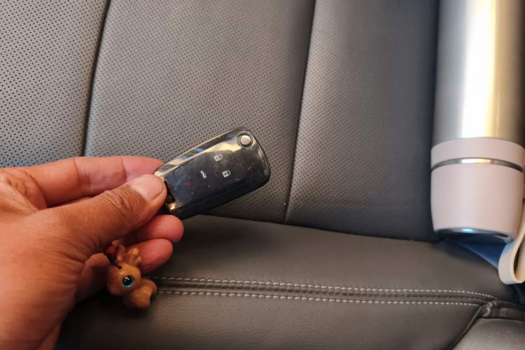 Used Chevrolet Malibu 2016 2.0L Automatic Luxury Edition Vehicle Key