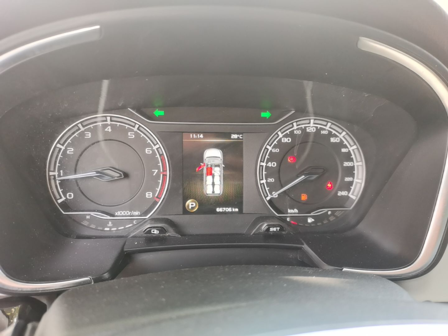 Geely Auto Jiajie 2022 1.8TD DCT Platinum Comfort Model — снимка 14