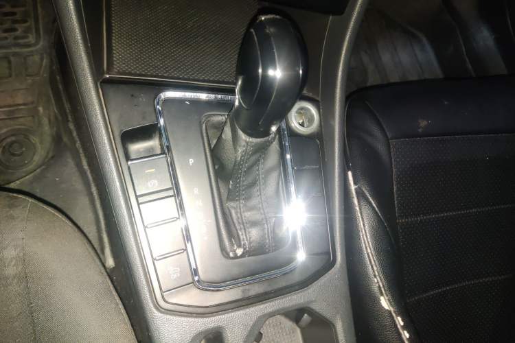 Used Volkswagen Bora Pure Electric 2020 Shan Model Gear Lever