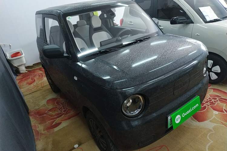 Used Geely Galaxy Panda 2025 210 km – Yuanqi Bear Front Right 45 Deg