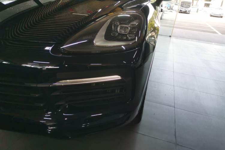 Used Porsche Cayenne 2023 Cayenne 3.0T Left Front Headlight