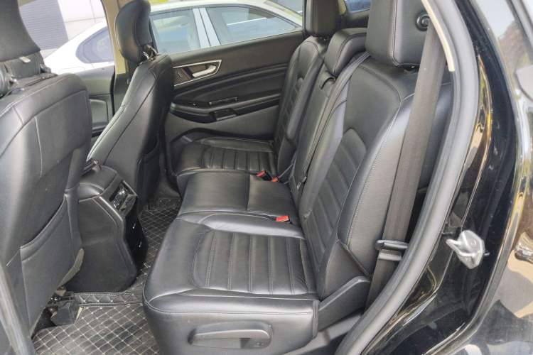 Used Ford Edge 2018 EcoBoost 245 Four-Wheel Drive Titanium 7-Seater