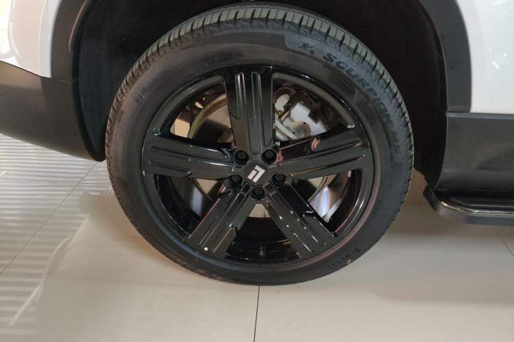 Used Polestones 01 2023 All-Purpose 7-Seater Version
