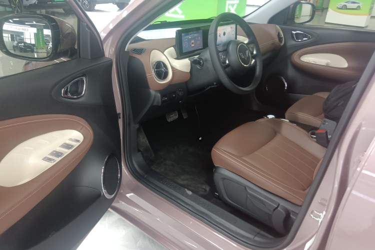 Used Wuling Bingo 2023 333 km Enjoyment Version
