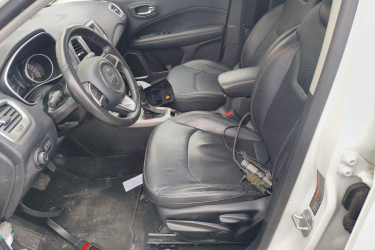 Used Jeep Compass 2017 200T Automatic Family Edition