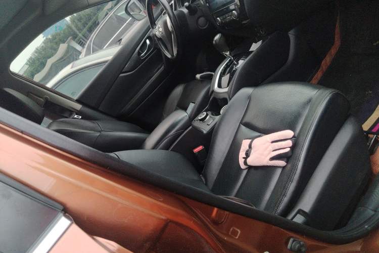 Used Nissan X-Trail 2014 2.5L CVT Luxury Edition 4WD
