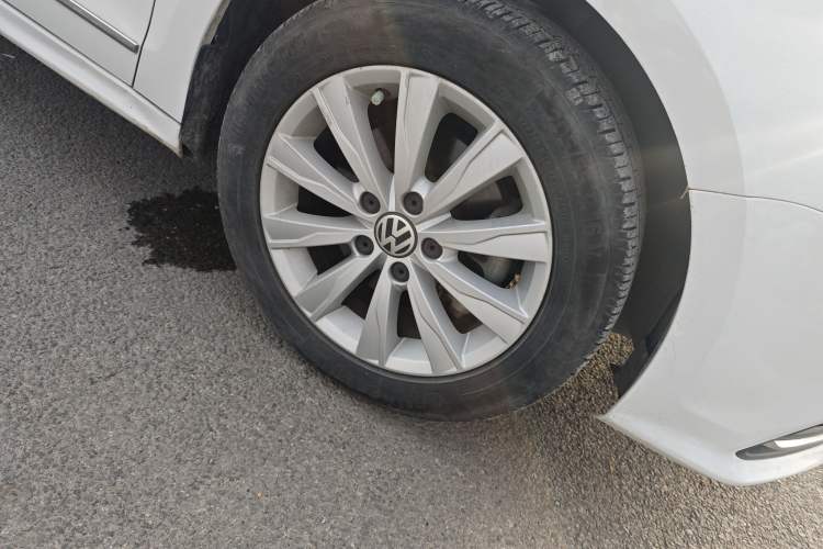 Used Volkswagen Sagitar 2015 230TSI Automatic Comfort Version