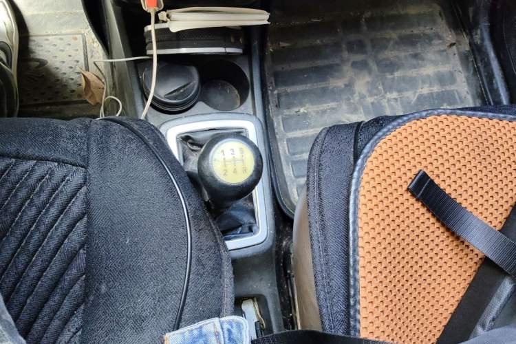 Used CHANGAN OSHAN Olisway 2013 1.2L Manual Elite Model
