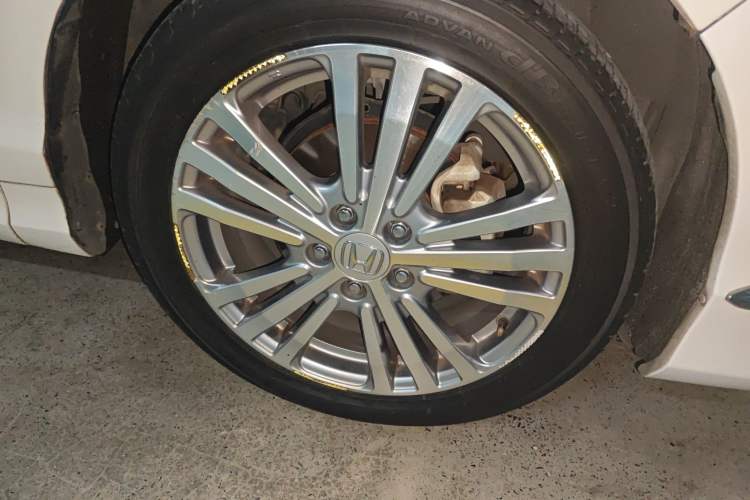 Used Honda Elysion 2016 2.4L Supreme Edition Right Front Wheel Hub