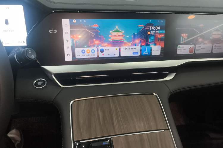 Used Geely Auto Monjaro L 2025 Dongfang Yao 2.0TD Automatic All-Wheel-Drive Wangyue Edition Audio And AC Panel