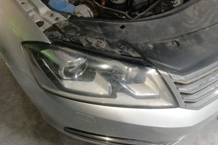 Used Volkswagen Magotan 2012 Facelift 2.0 TSI Prestige Model
