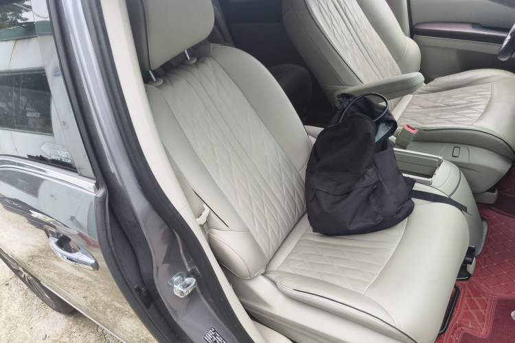 Used Buick GL8 2022 Land Business Class 652T Luxury Model