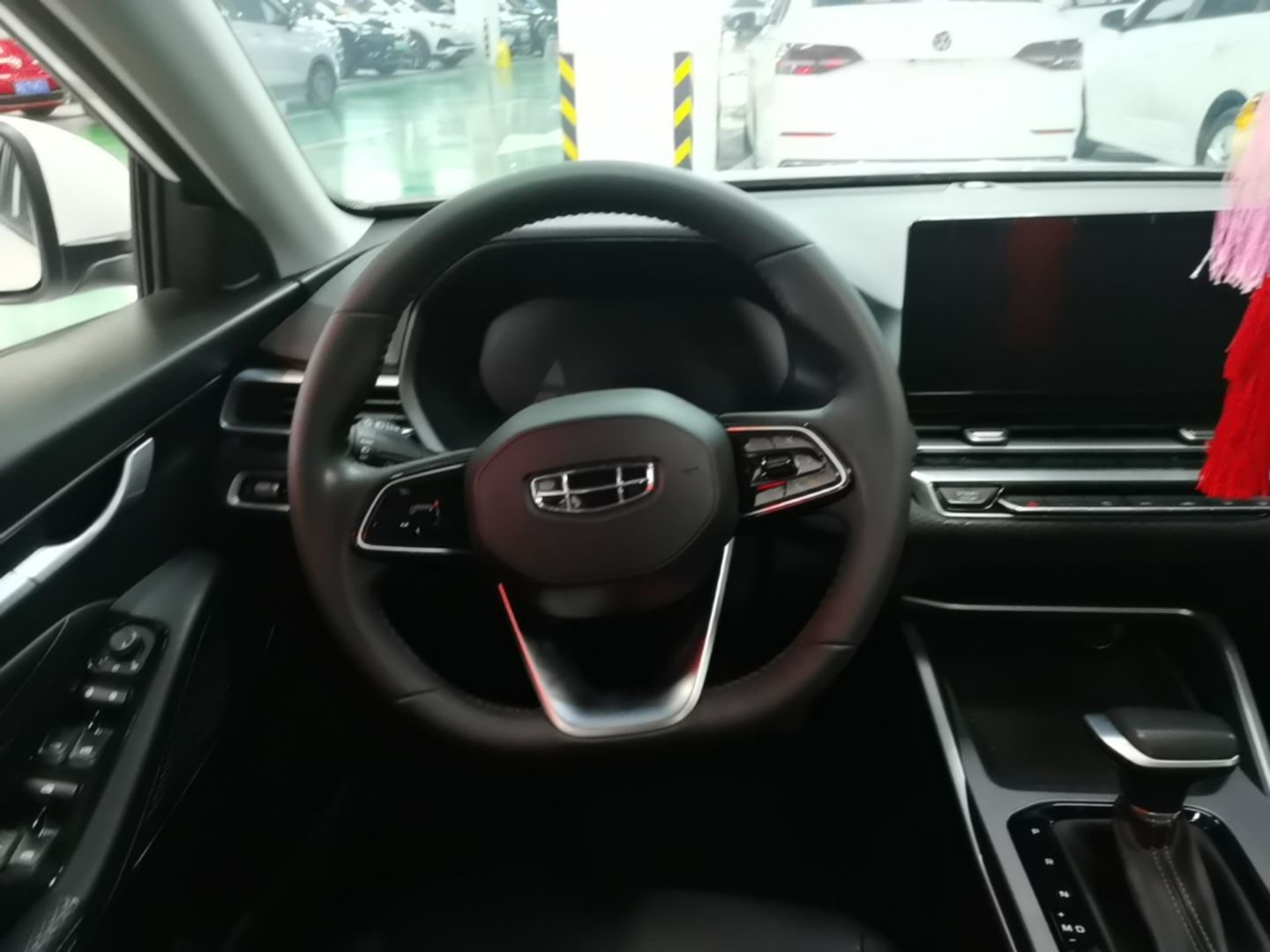 Geely Auto Emgrand 2022 4th Generation 1.5L CVT Luxury Model - Premium — снимка 13