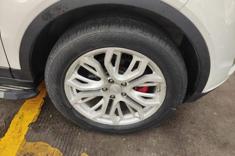 Used Land X7 2015 2.0T Panoramic Prestige Edition