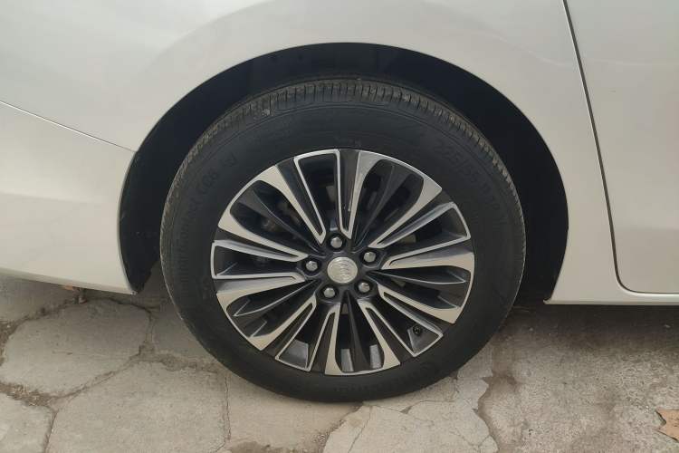 Used Buick GL8 2020 ES Land Cruiser 653T Luxury Model