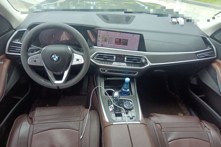 Used BMW X7 2019 xDrive40i Luxury Package with Leading Features
