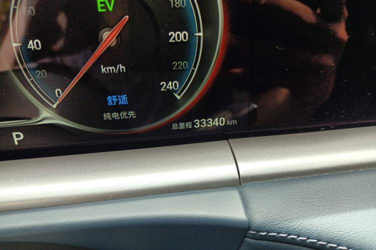 Used VOYAH FREE 2024 Ultra-Long Range Intelligent Driving Version Odometer Close Up