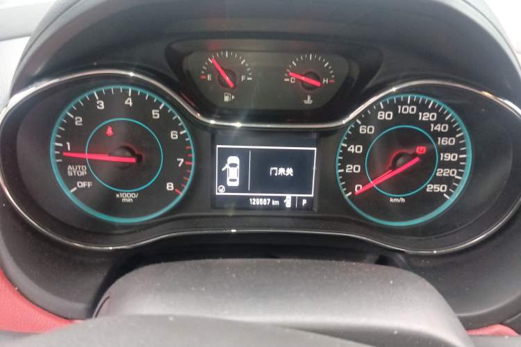 Used Chevrolet Cruze 2018 320 Automatic Pioneer Sunroof Edition Instrument Cluster
