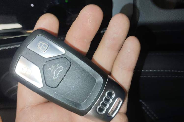 Used Audi Q5L Sportback 2022 Updated 40 TFSI Fashion Version Interior 1