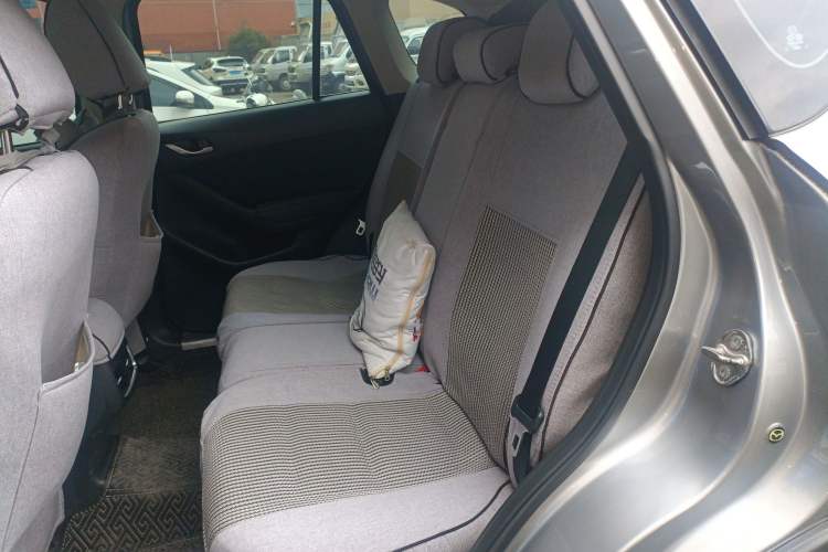 Used Mazda CX-5 2015 2.0L Automatic Two-Wheel Drive Urban Version
