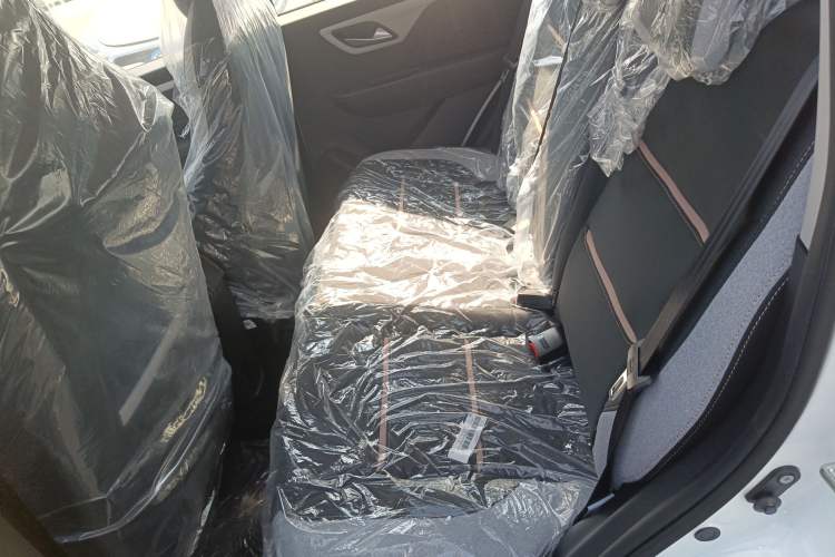 Used JAC Yiwei E10X 2024 Charming Edition 301km Lite
