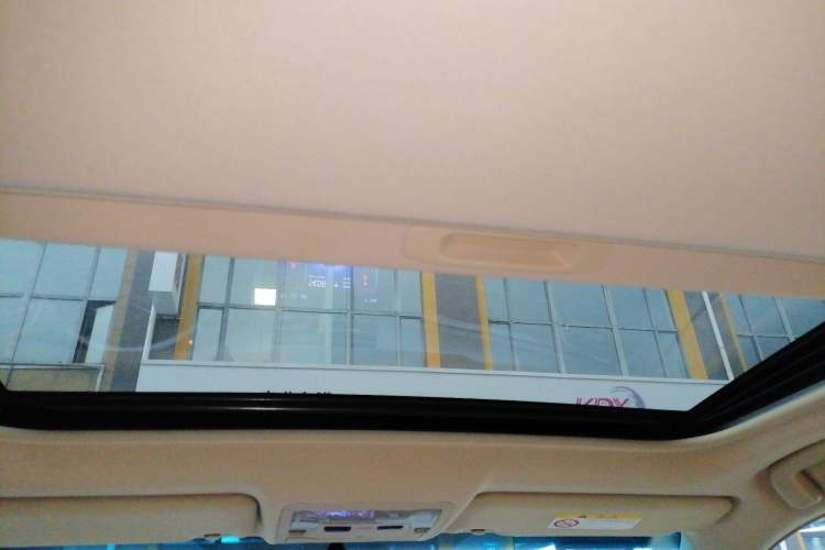 Used Toyota Camry 2015 2.0E Elite Edition
