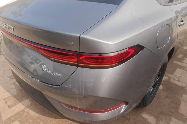 Used BYD Qin PLUS 2025 DM-i Smart Drive 55KM Leading Model
