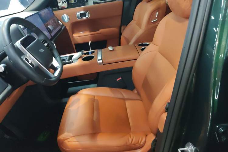 Used Li Auto L8 2023 Pro Model
