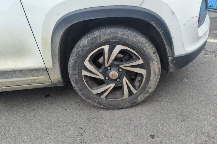 Used Baojun 510 2017 1.5L Manual Luxury Model Right Front Wheel Hub