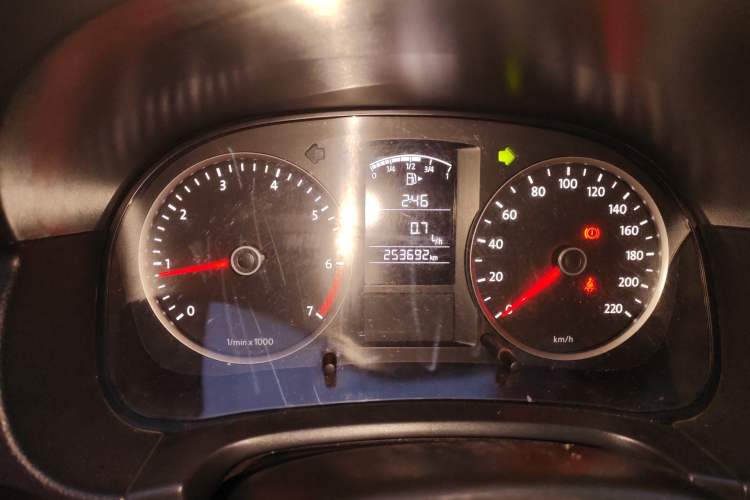 Used Volkswagen Lavida 2011 1.6L Manual Joy Version Instrument Cluster