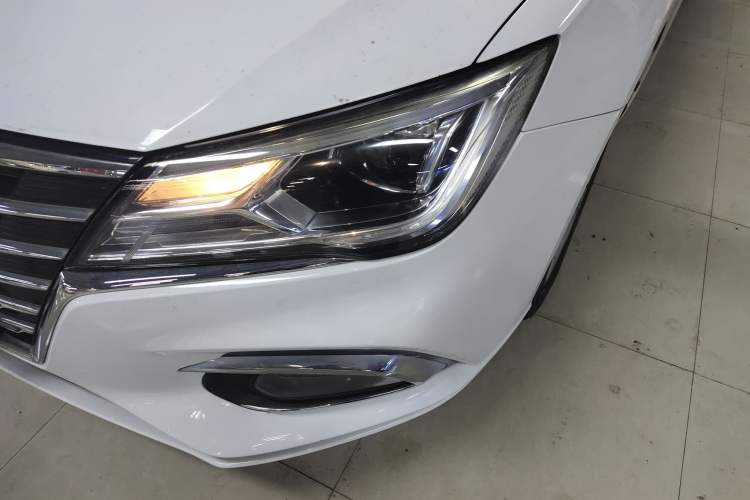 Used Roewe i5 2019 1.5L Automatic 4G Connected Linghao Edition
