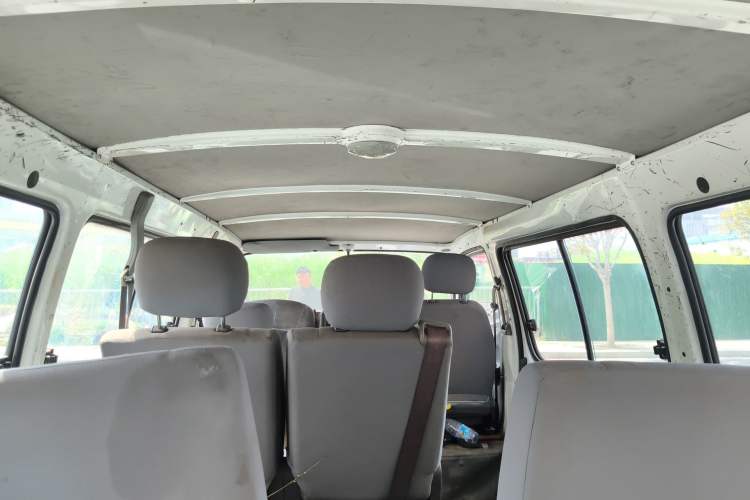 Used Jinbei Hiace 2018 2.0L Fifth-Generation Kuaiyun Luxury Standard Top 6-Seater V19S
