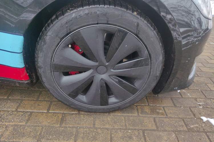 Used Tesla Model S 2023 Three-Motor All-Wheel-Drive Plaid Version
