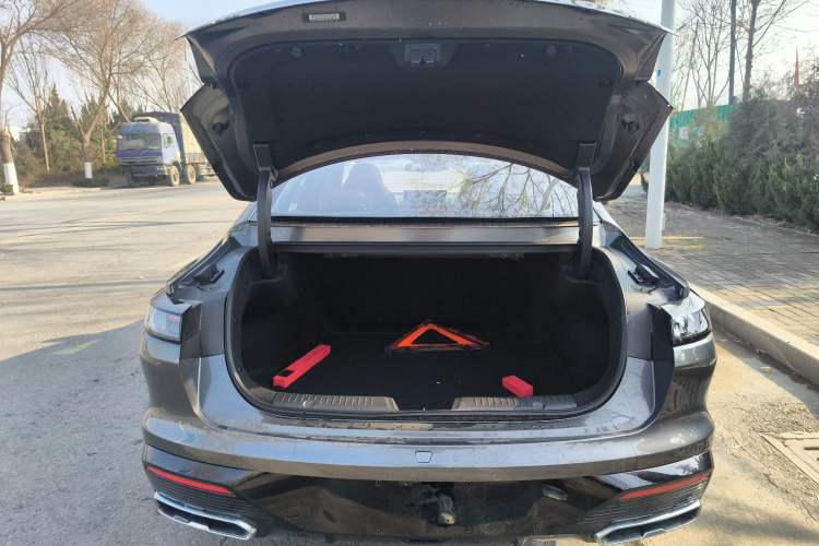 Used Changan Eado 2026 Model, Fourth Generation, 1.5T 500Bar Smart Enjoyment Edition
