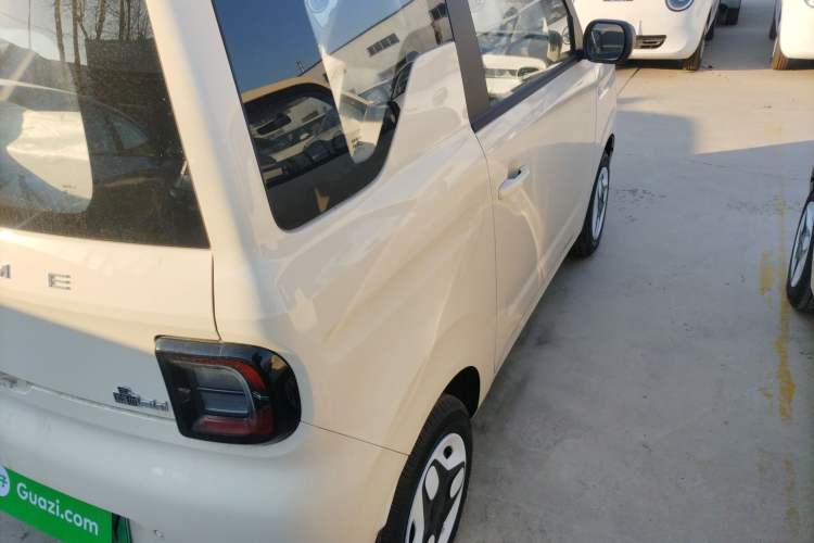 Used Geely Galaxy Panda 2025 210 km – Yuanqi Bear
