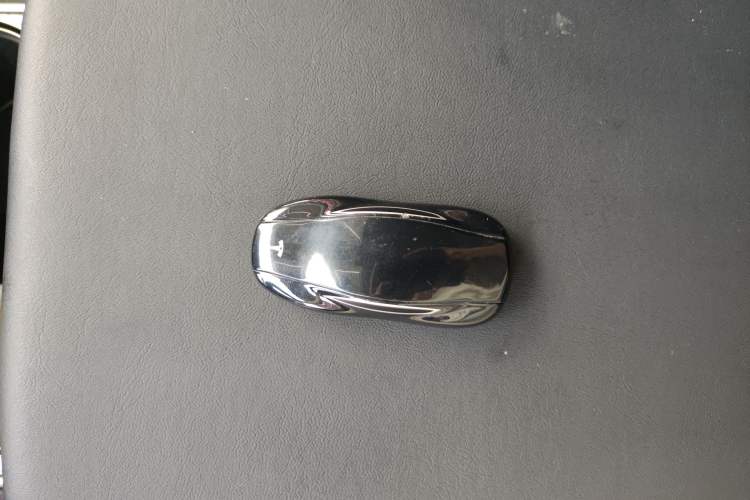 Used Tesla Model 3 2019 Standard Range Rear-Drive Upgraded Version
