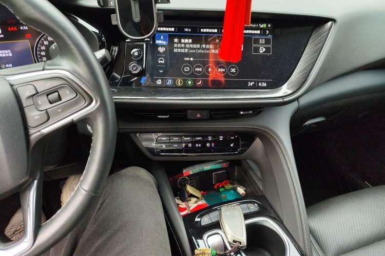 Used Buick Envision 2022 Encore Plus 652T Five-Seat Luxury Model