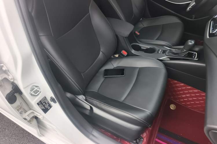 Used Toyota Corolla 2021 Dual-Motor 1.8L E-CVT Elite Edition
