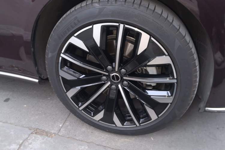 Used Volvo S90 2026 B5 Zhiyuan Luxury Edition