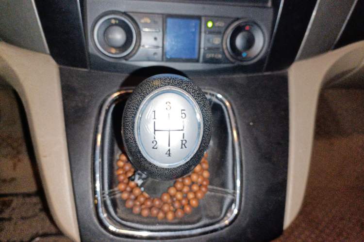 Used FORTHING Joyear SUV 2012 1.6L Luxury Model
