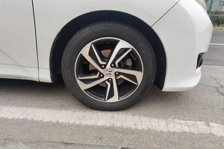 Used Honda Odyssey 2015 Updated Version 2.4L Smart Edition
