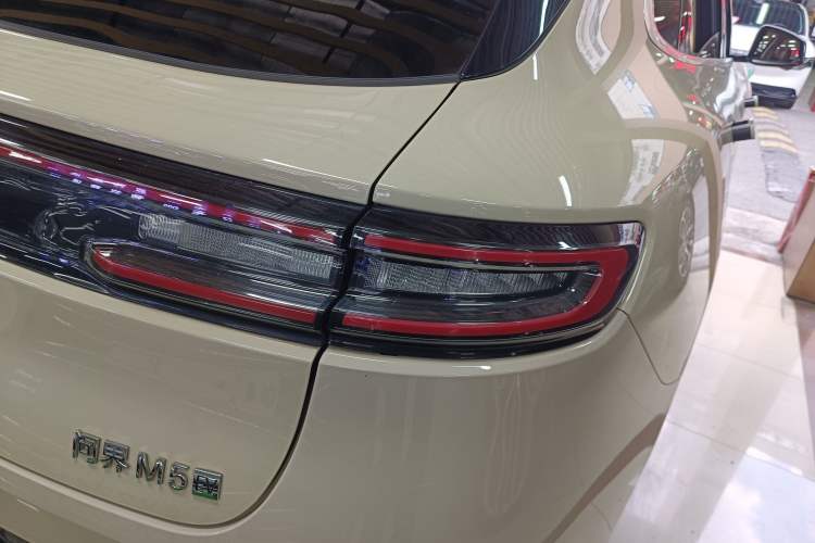 Used Hima AITO M5 2022 Pure Electric All-Wheel-Drive Performance Edition
