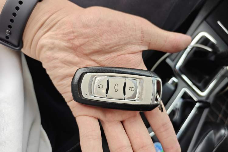 Used Geely Auto Emgrand 2016 Sedan 1.5L Manual Upward Edition
